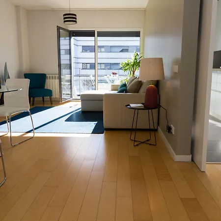 Apt in Lisbon Rio - Parque das Nações-2